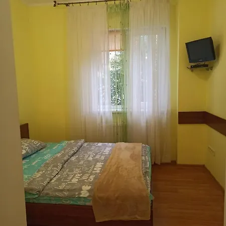 אכסניה Staryi Dvoryk לבוב