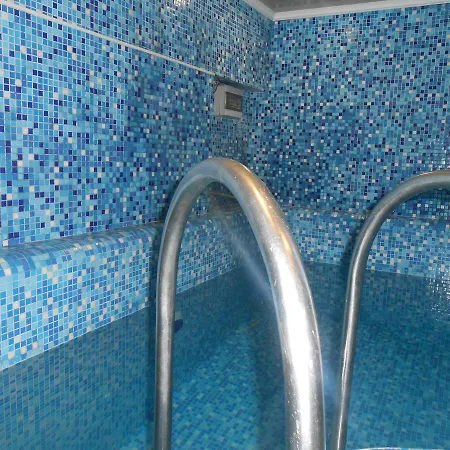 Hostel Staryi Dvoryk *