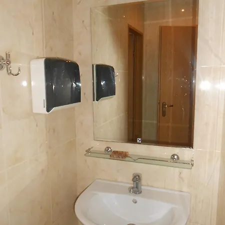 Staryi Dvoryk