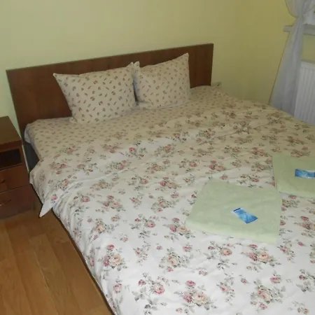 Staryi Dvoryk Hostel Lemberg